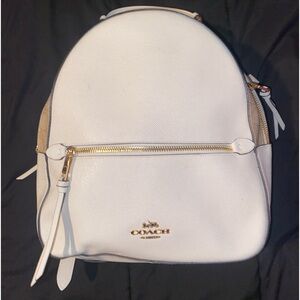 COACH Original Signature Jordyn Backpack (White/Latte).